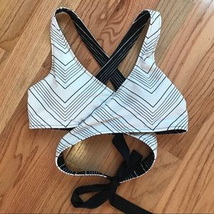 Athleta Reversible Bathing Suit Top, Size Medium